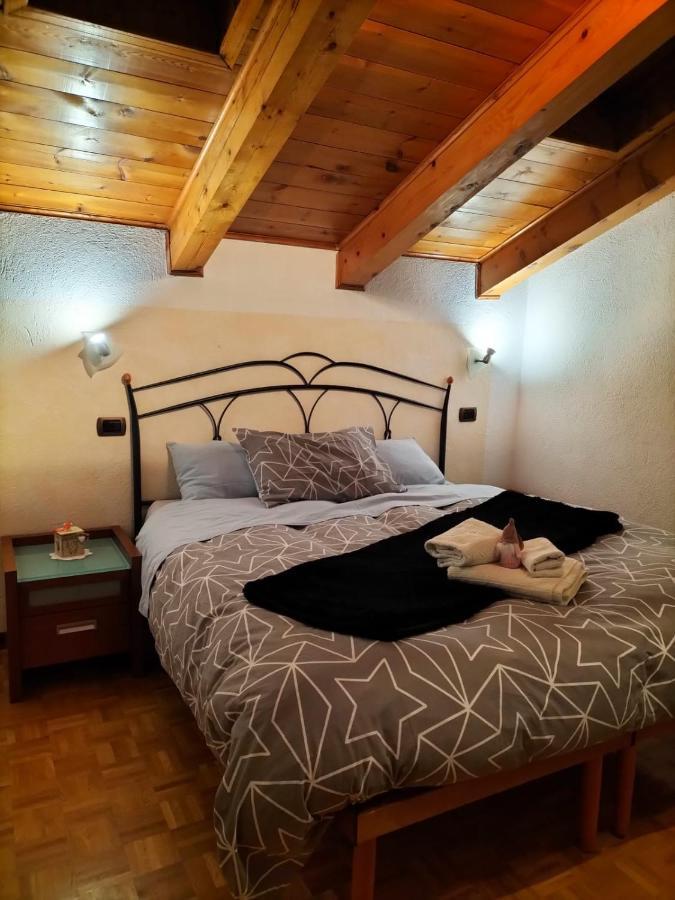 Mon Grenier Apartamento Aosta Exterior foto